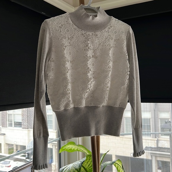 FRENCH CONNECTION Women’s Sweater Top. - Picture 1 of 5